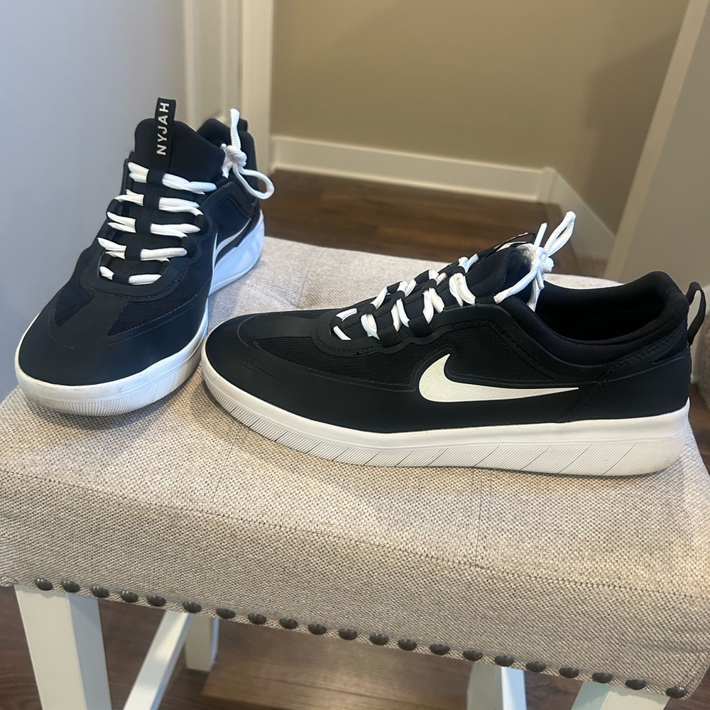 Nike SB Nyjah Free 2. Men’s 9 - black